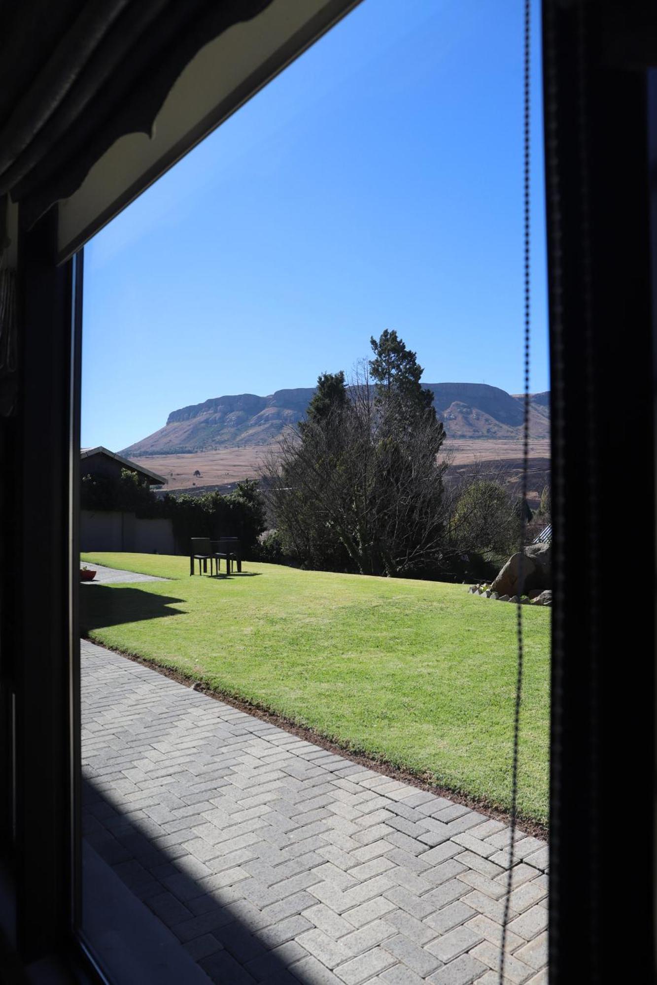 Bed and Breakfast The Raz à Harrismith Extérieur photo